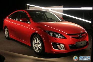 国产帅气小轿跑图片视频,风采独树一帜，动感十足视觉盛宴