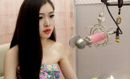 国产网红主播大秀一视频,惊艳演绎，网络热度飙升