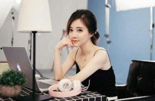 国产白丝裸体主播视频  第1张