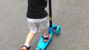 国产滑板车防撞视频,安全性能一瞥